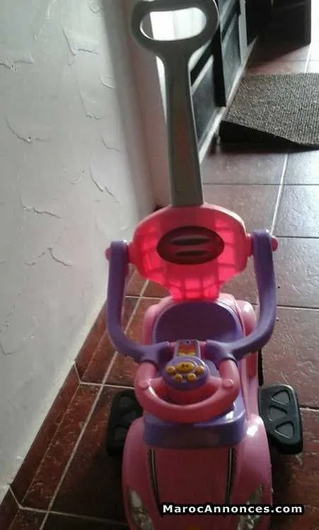 équipement bébé à vendre - الدار البيضاء