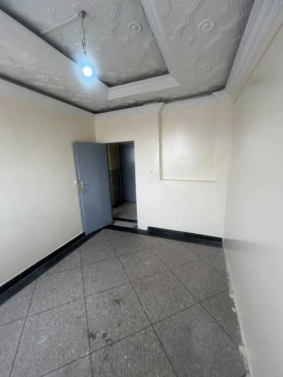 Joli apart 2 etg 2200 dh bernoussi - الدار البيضاء