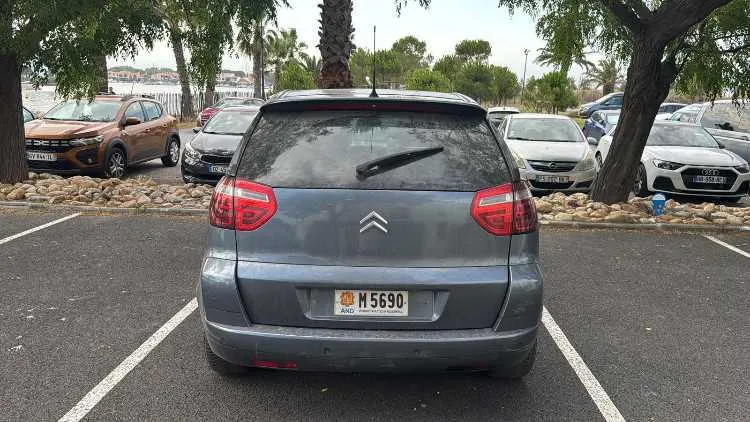 Vds C4 Picasso automatique 2l Exclusive - طنجة (2)