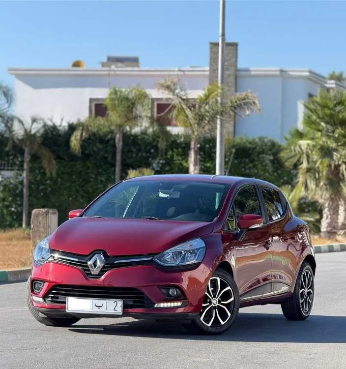 Clio 4 - سلا