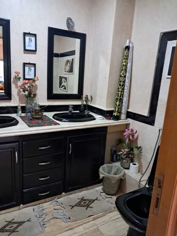 Bel Appartement à vendre à MAZOLA - الدار البيضاء (2)