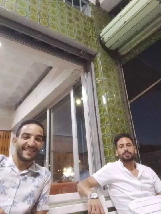 شاب بسيارتي الخاصة مستعد لخدمة التسخير - أكادير