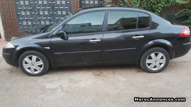 Renault megane 2 - الدار البيضاء (2)