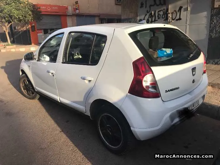 Dacia sandero - الرباط (2)