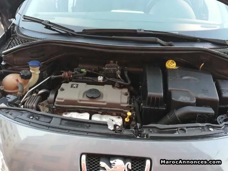 Peugeot 207 essence - الدار البيضاء (3)