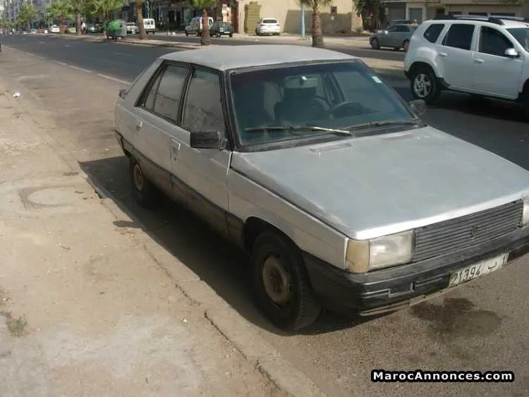 Renault r11 - الدار البيضاء (3)