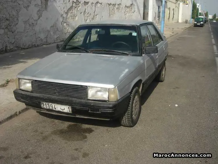 Renault r11 - الدار البيضاء