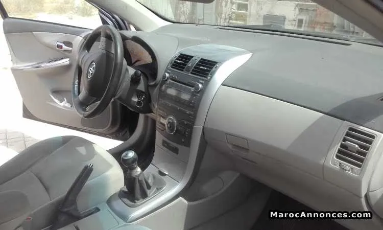 Toyota corolla millenieum - مكناس (2)