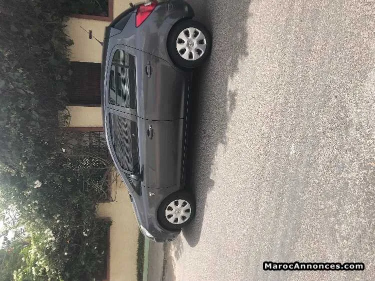 Opel corsa - الدار البيضاء
