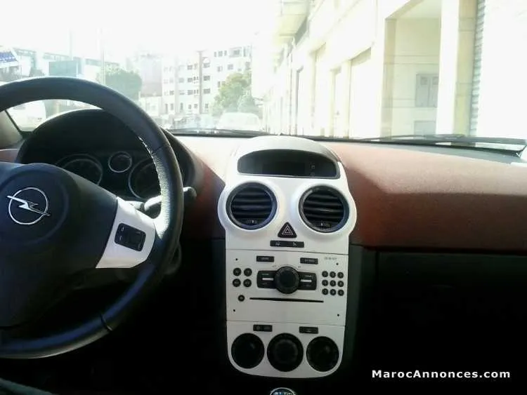Voiture citadine  bonne occasion - الدار البيضاء