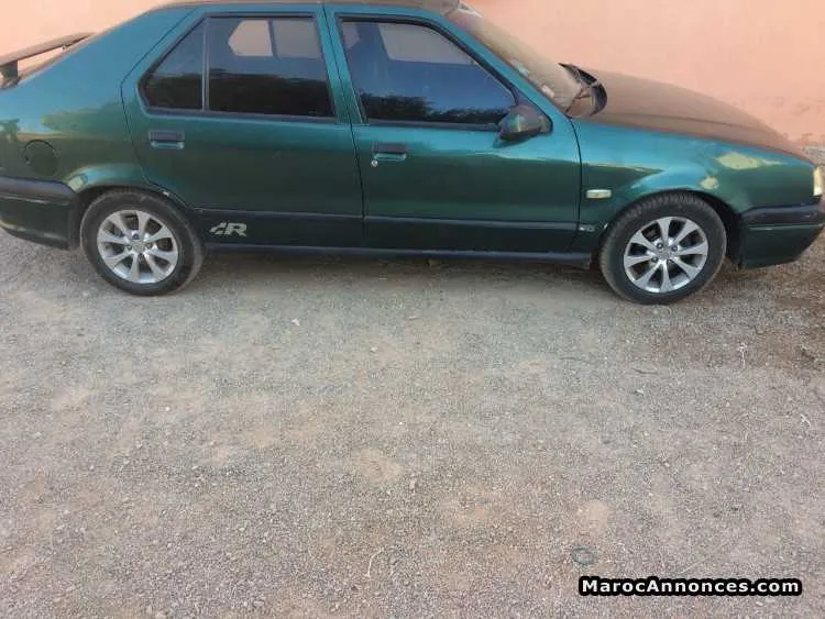 Renault 19 storia - أكادير (2)