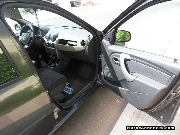 Dacia logan a vendre - الدار البيضاء (2)