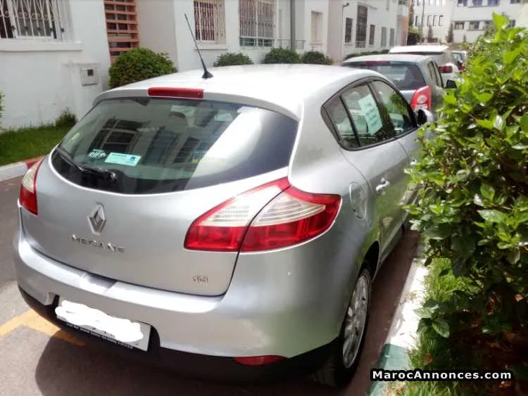 Renault megane 3 - الدار البيضاء (2)
