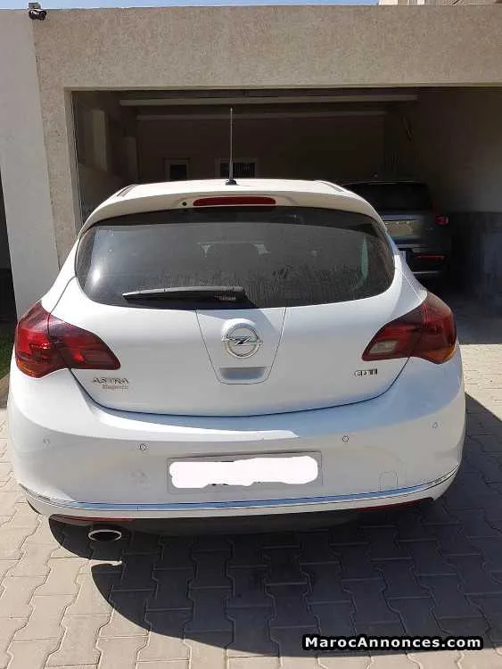Vends opela astra 2.0 cdti, 07/2015 - الدار البيضاء (3)