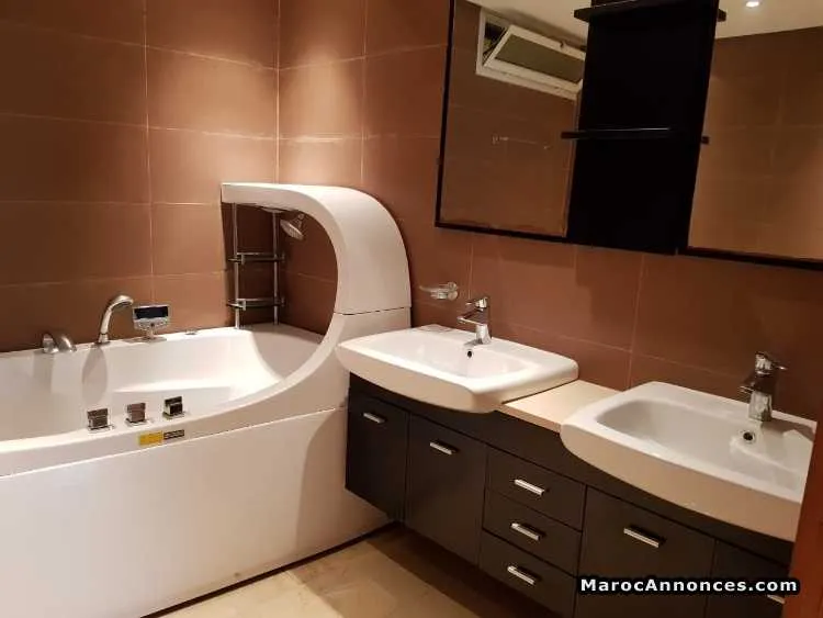 Vente appartement entièrement rénové - الدار البيضاء