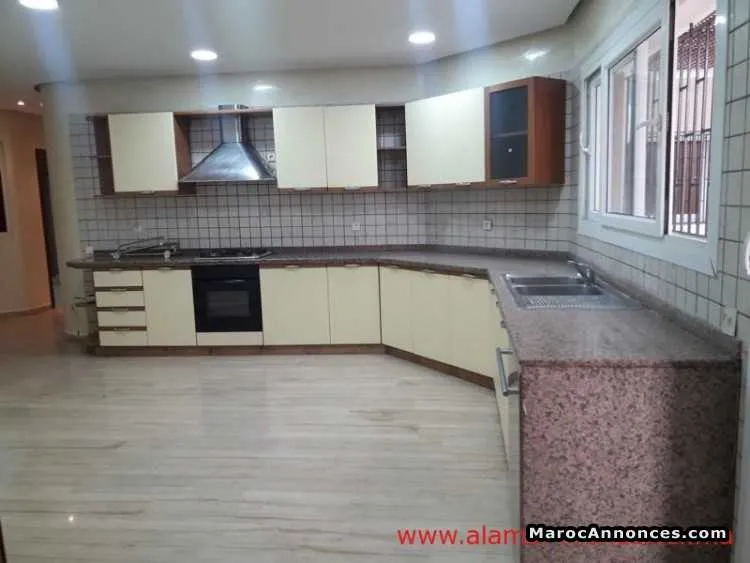 Ap1430 appartement a vendre 236m place olier - الدار البيضاء (3)