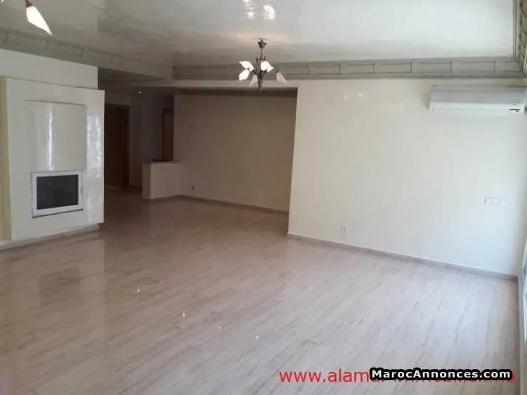 Ap1430 appartement a vendre 236m place olier - الدار البيضاء (2)