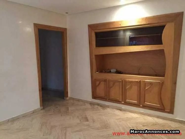 Ap1491 appartement a vendre a 2 mars sup 215m dont - الدار البيضاء (3)