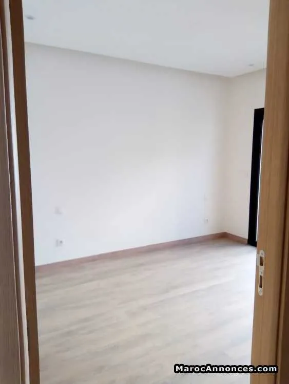 Appartements moyens standing à vendre - الدار البيضاء (3)