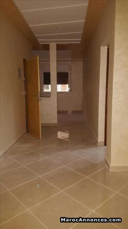 Apartement a route sidi yahya  2 fassade 135 m - وجدة (2)