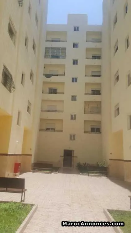 Appartement vide dans un nouveau projet  à alawama - طنجة