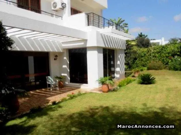 Villa à polo de 753 m2 - الدار البيضاء