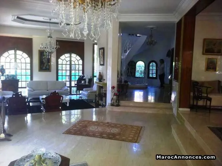 Villa de 350 m² à sidi maarouf - الدار البيضاء