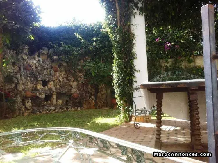 Villa de 350 m² à sidi maarouf - الدار البيضاء (2)