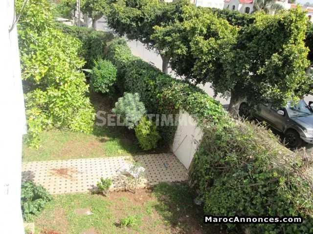 Villa a bourgone avendre a 350مليون - الدار البيضاء
