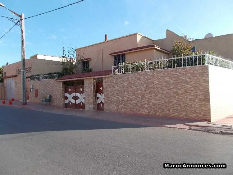 Villa de 400m a vendre - الرباط (2)