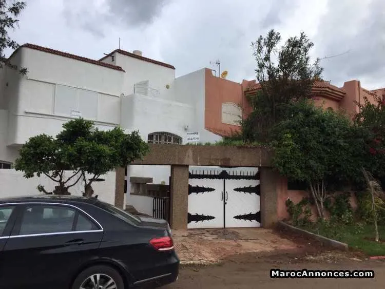 Villa 236 m² 3 étages à la siesta - المحمدية