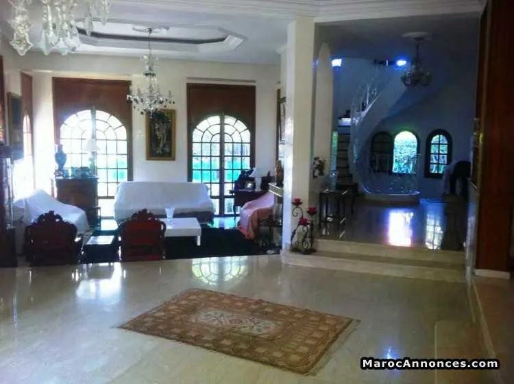 Villa de 350 m² à sidi maarouf - الدار البيضاء (3)