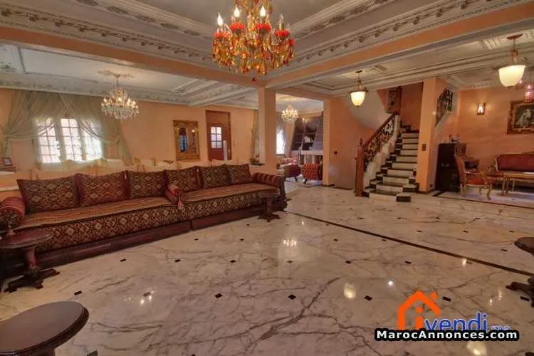 Villa à vendre 3 niveaux 400 m² – florida - الدار البيضاء (2)