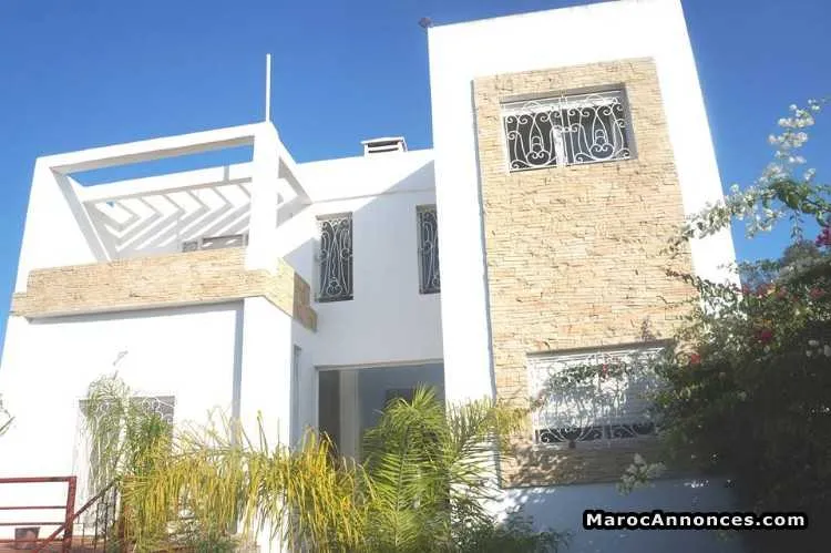 Villa a nouacer à vendre -sans vis à vis en face - الناظور
