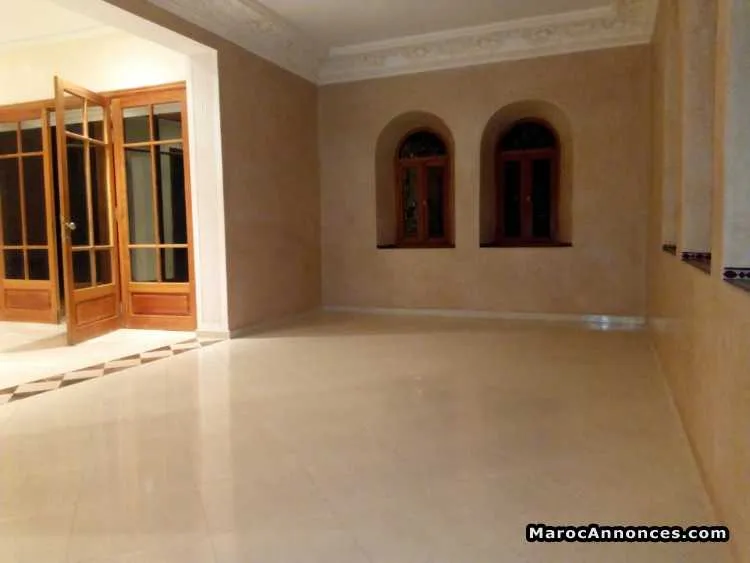 Villa de 623m2 à californie - الدار البيضاء (3)