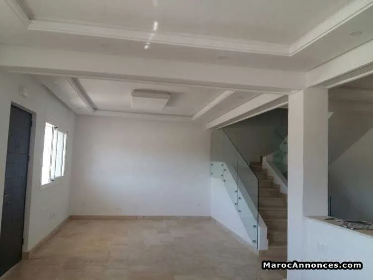 Maison moderne de 398 m2 a tanger - طنجة (2)