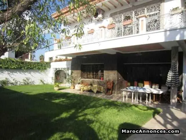 Villa à vendre 700m² longchamp casablanca - الدار البيضاء