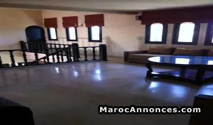 Villa de 1200m2  à californie - الدار البيضاء (2)