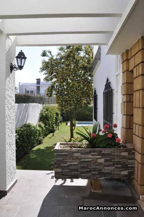 Villa de 675 m² à ain diab - الدار البيضاء (3)