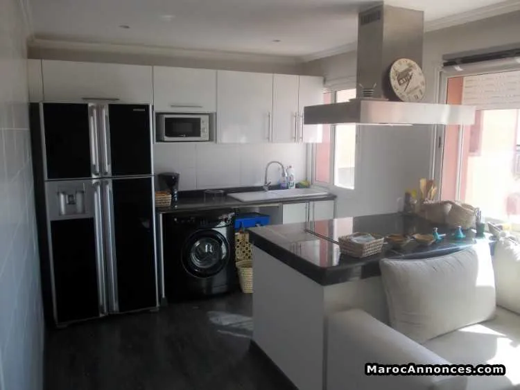 Appartement de 110 m2 proche de mac do route de casa - مراكش