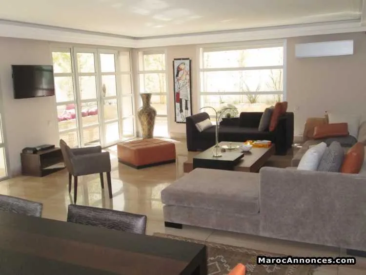 Bel appartement à louer de 300 m² - triangle d'or - الدار البيضاء (3)