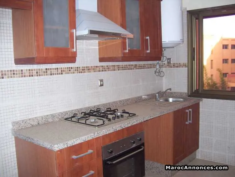 Appartement vide à louer - مراكش (3)