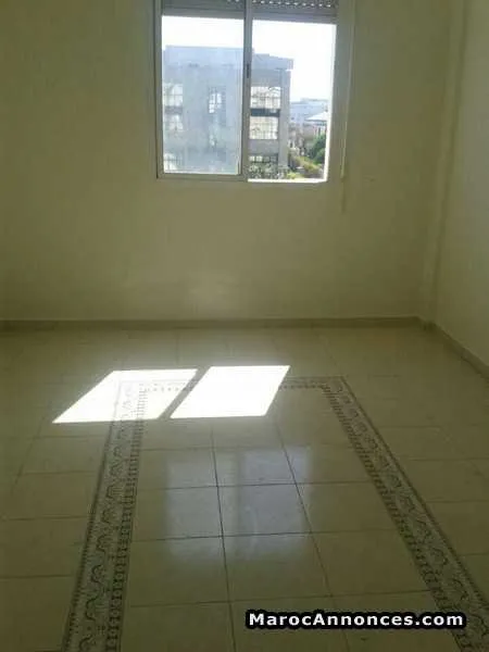 Appartement vide à oulfa firdaouss - الدار البيضاء (2)