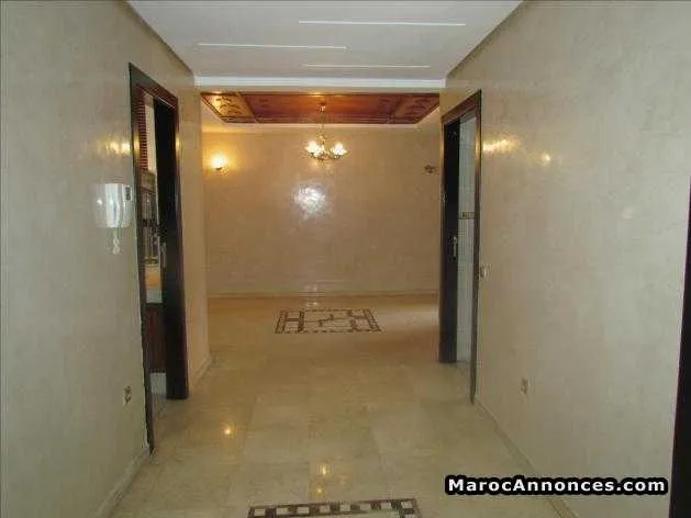 Location longue durée appart prés de amoud - مراكش (2)