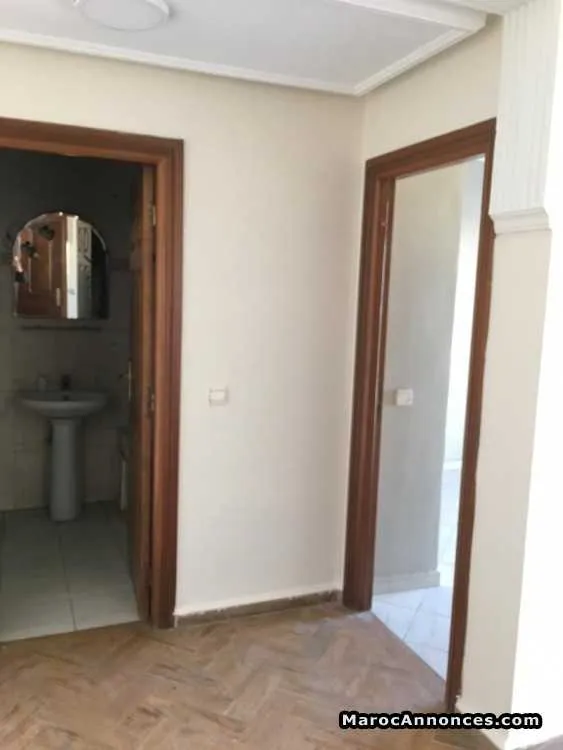 Appartement vide bd anfa pas de vis a vis - الدار البيضاء (2)