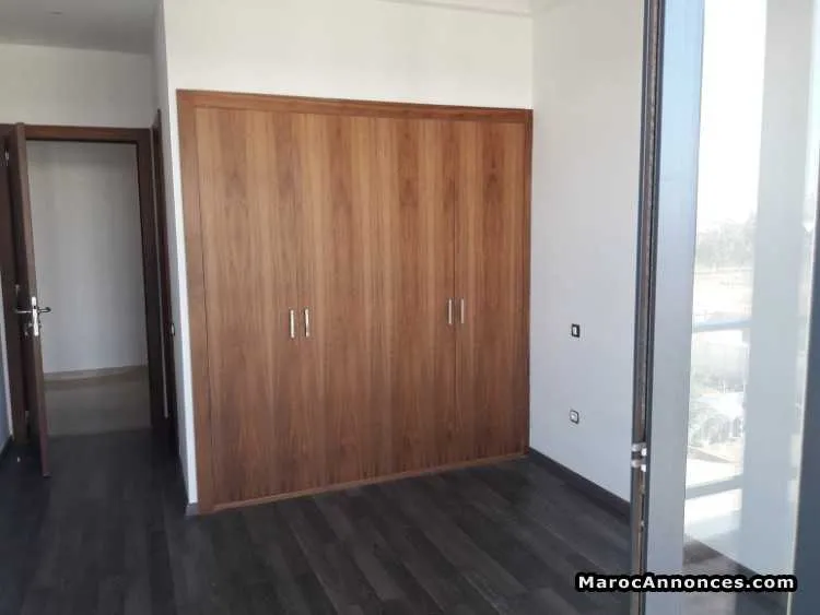 Appartement 128 m2 en face de l'aqua park - الدار البيضاء (2)