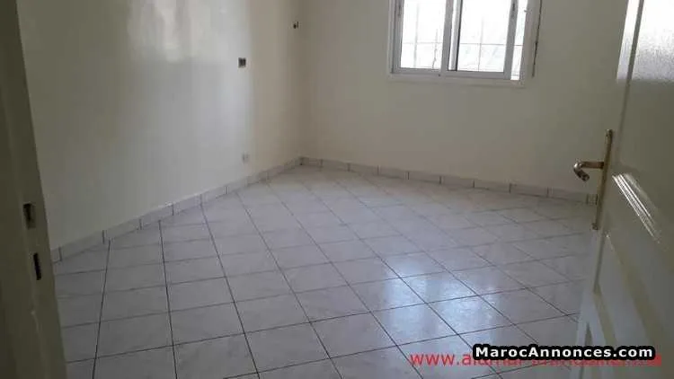 Appartement alouer vide 2 ch - الدار البيضاء (3)