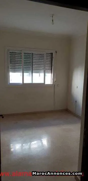 Ap1493 appartement a louer vide 2 ch taddart 110m - الدار البيضاء (3)