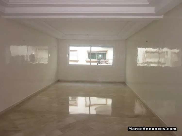 Appartement luxe 140m2 à bd abdelmoumen enface tram - الدار البيضاء (2)
