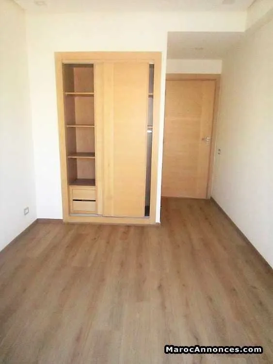 Appartement neuf vide luxe 75m2 à maarif bd bir anzaran - الدار البيضاء (3)